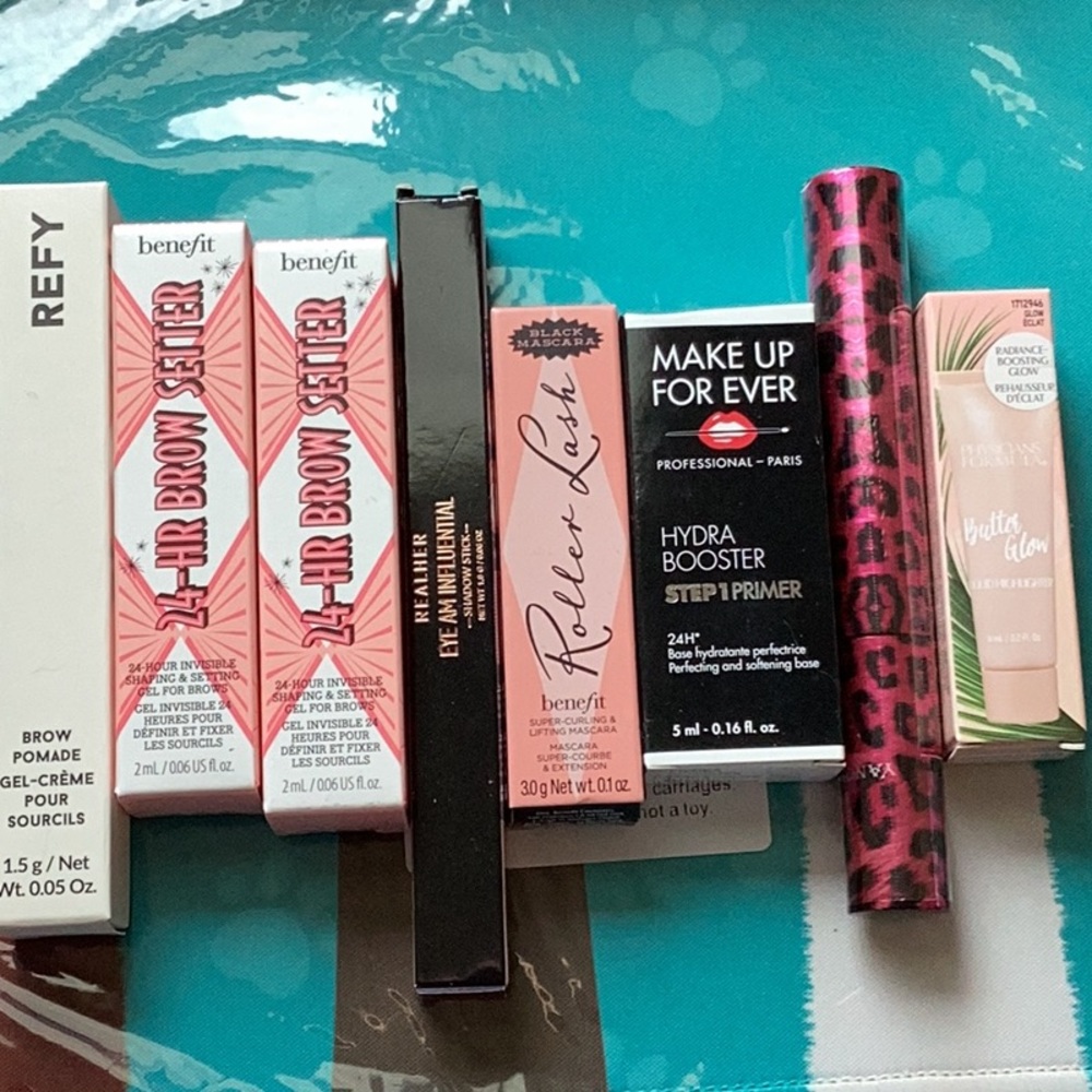 Makeup bundle